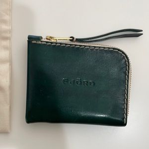 Handmade genuine leather half zip wallet